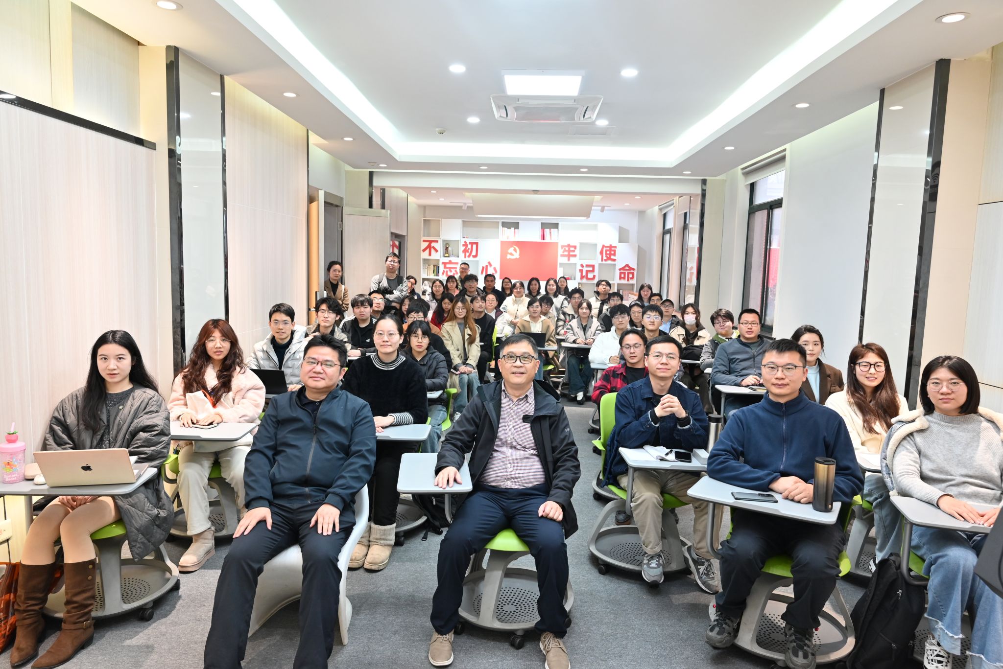 老虎机游戏下载