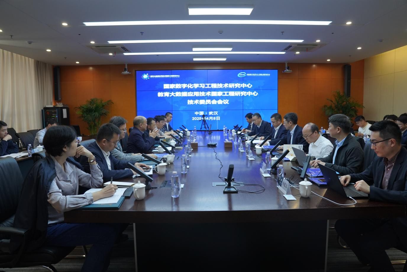老虎机游戏下载